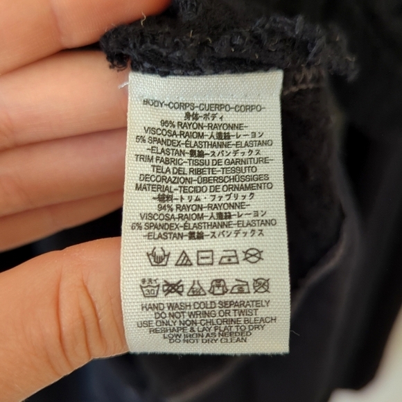 We The Free Laguna Oversized Thermal Waffle Knit Long Sleeve V-neck Top Black M - Picture 5 of 11